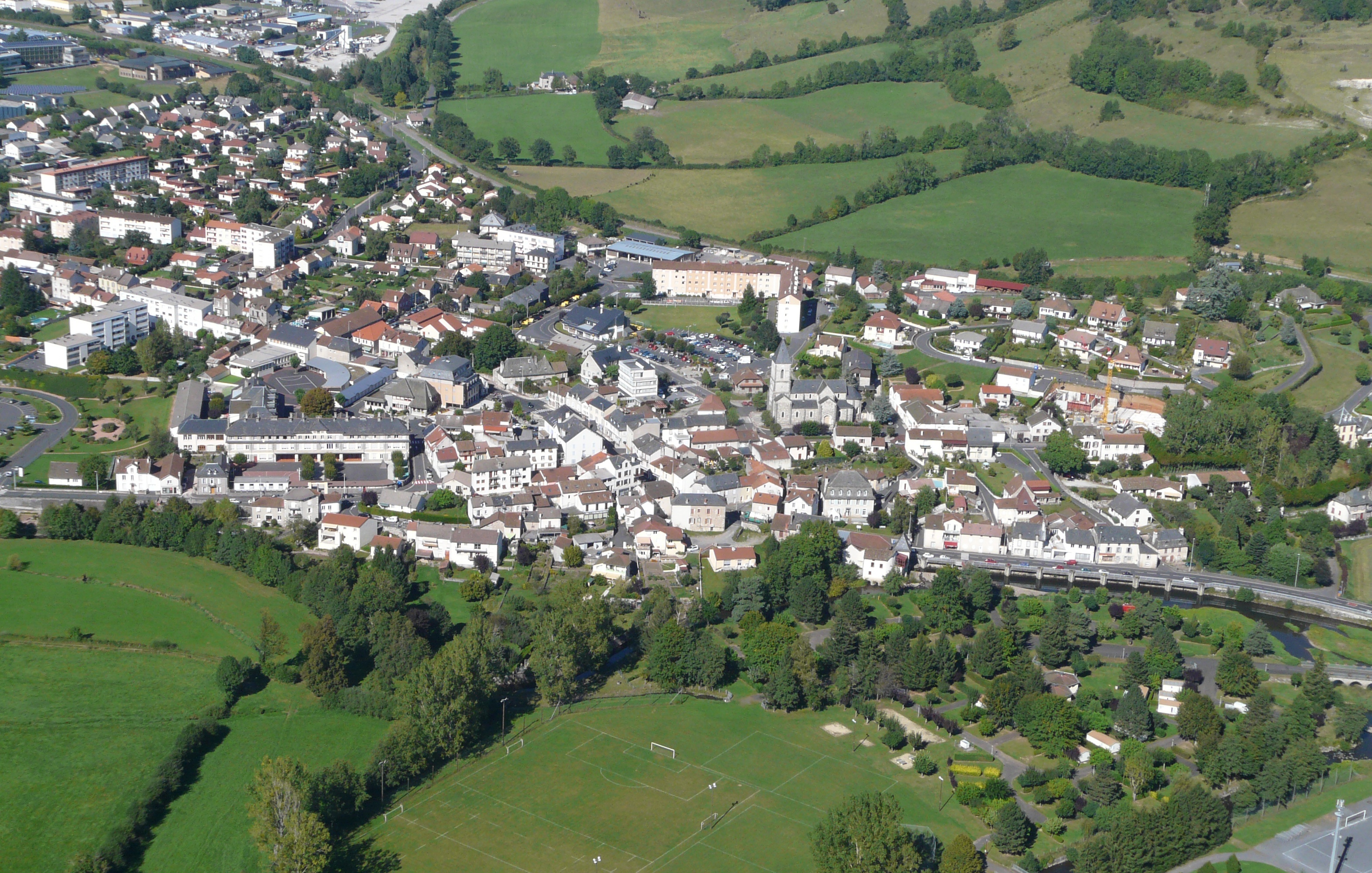 rencontre arpajon sur cere